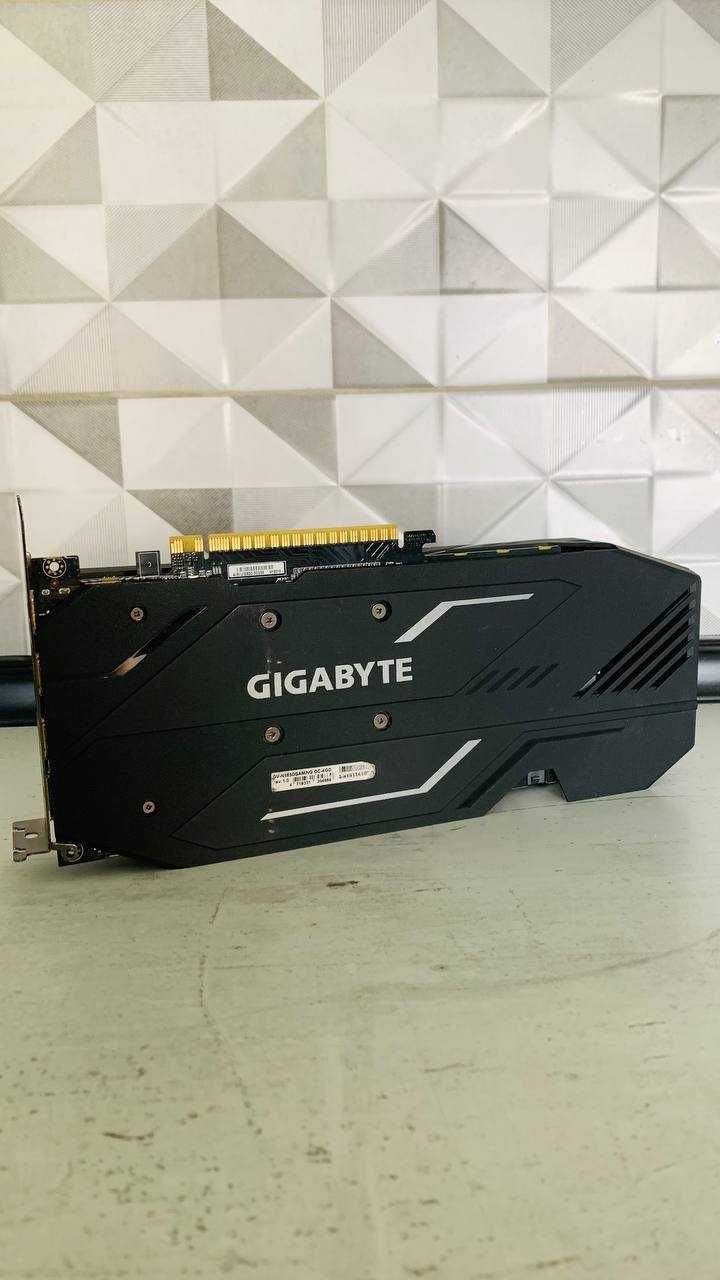 Продам срочно gtx 1650 gddr6