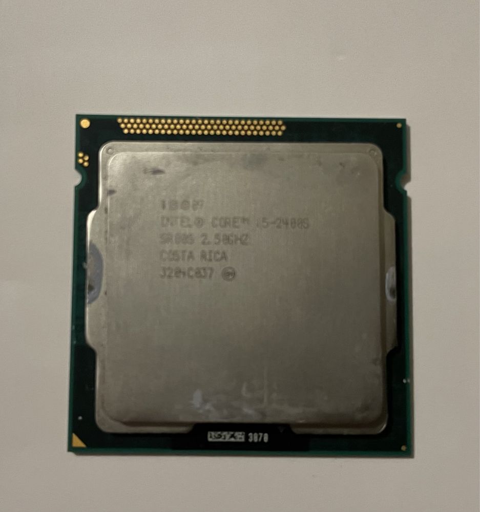 Intel Core i5 2400s