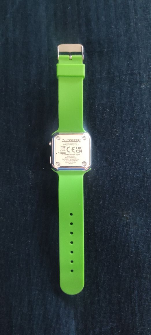 Zegarek MINECRAFT LED i Elegancki Brelok z Minecraft Steve