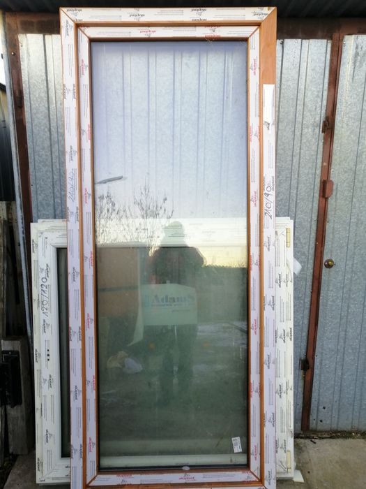 Sprzedam okno balkonowe