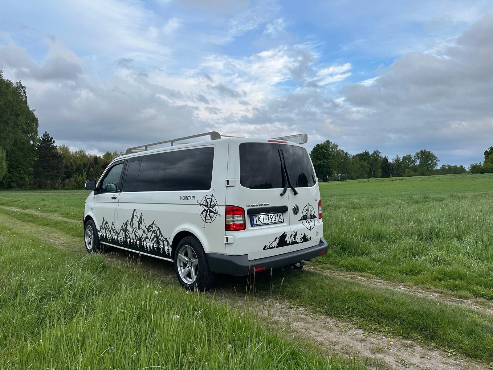 Volkswagen Transporter VW T5 long, 9 os / campervan kamper
