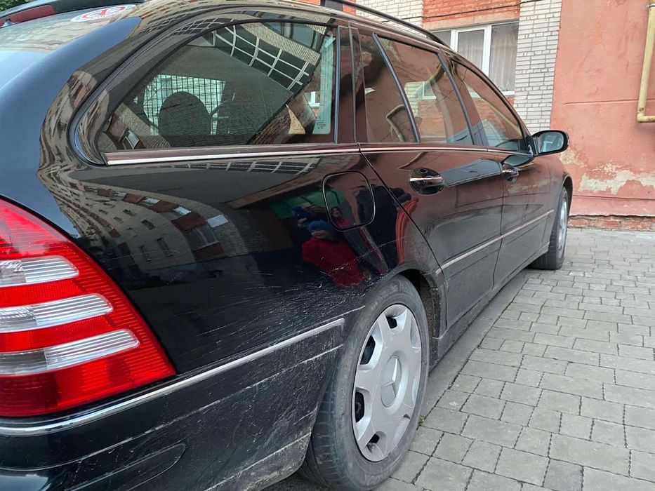 Мерседес. С-200 компресор