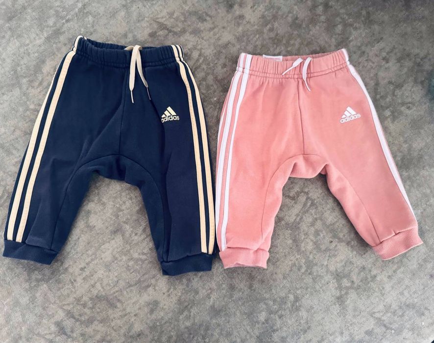 Шапочки теплі ромпер боді джинси штанціAdidas флісовий костюм 62-68-74