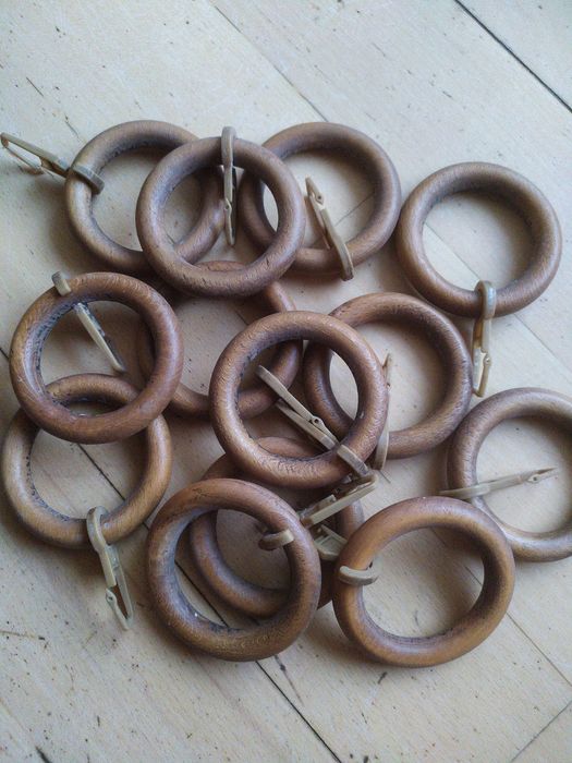 Drewniane kółeczka do karniszy