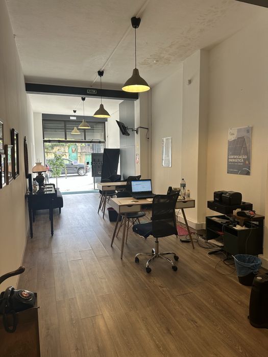 Venda de Escritorio/loja centro Porto