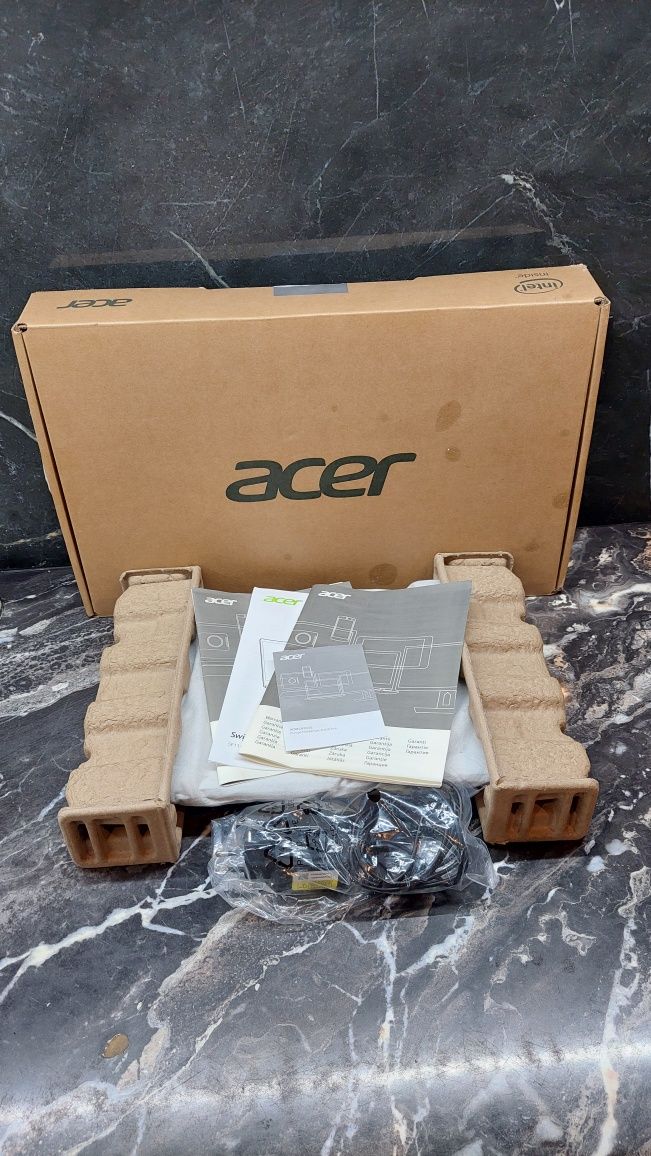 Ноутбук Acer Swift 1 замовлений для роботи компактний