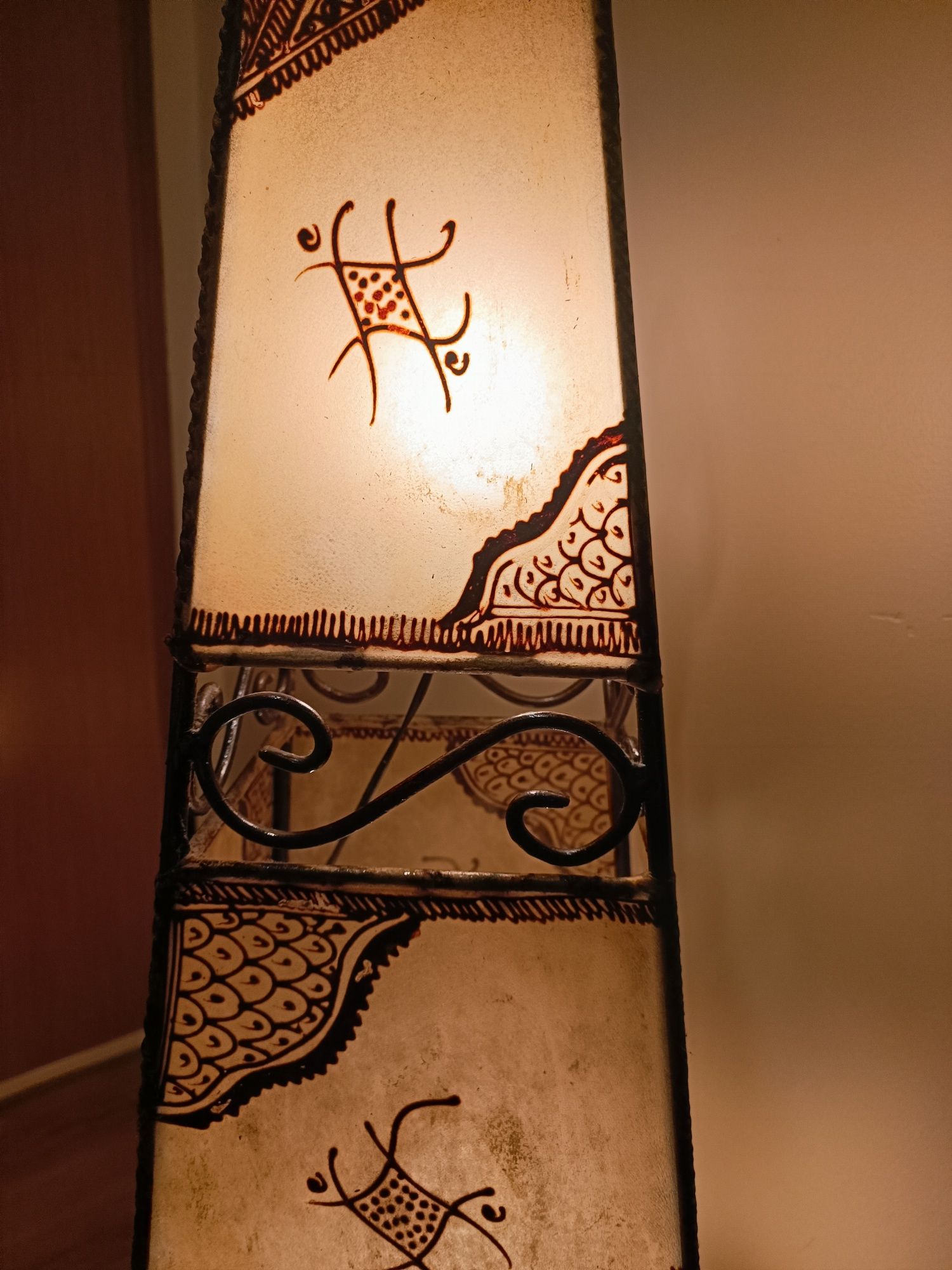 Candeeiro Decorativo em pele