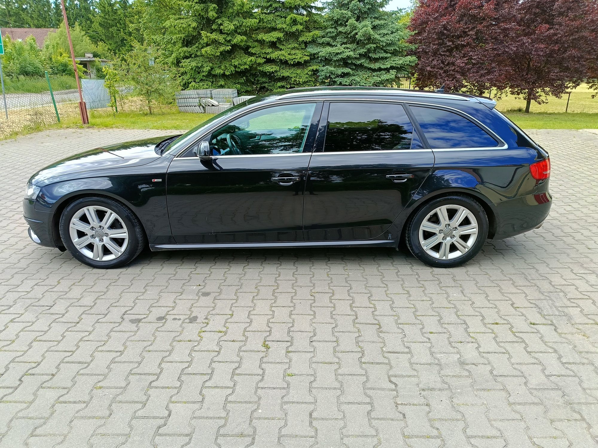 Audi a4b8   S-Line,   3,0tdi.  Automat   Quattro