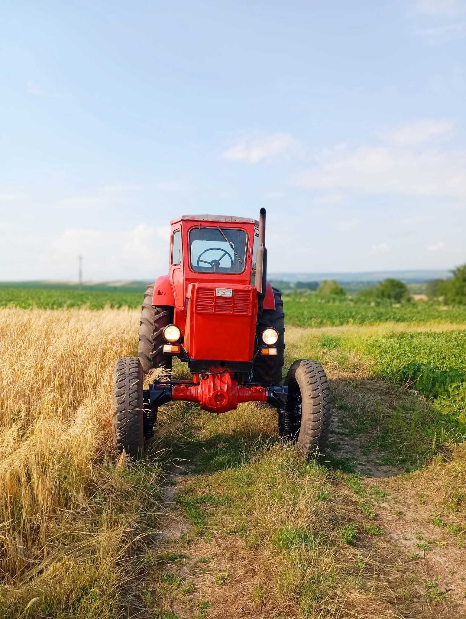 Продаю Т40АМ.В хорошому стані.