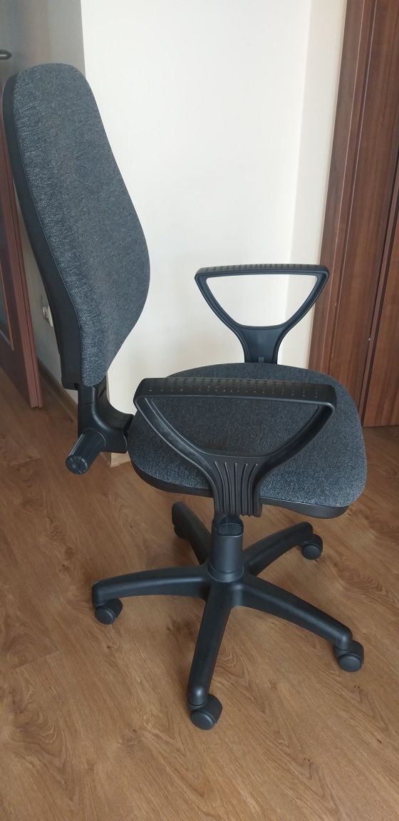 Krzesło obrotowe biurowe