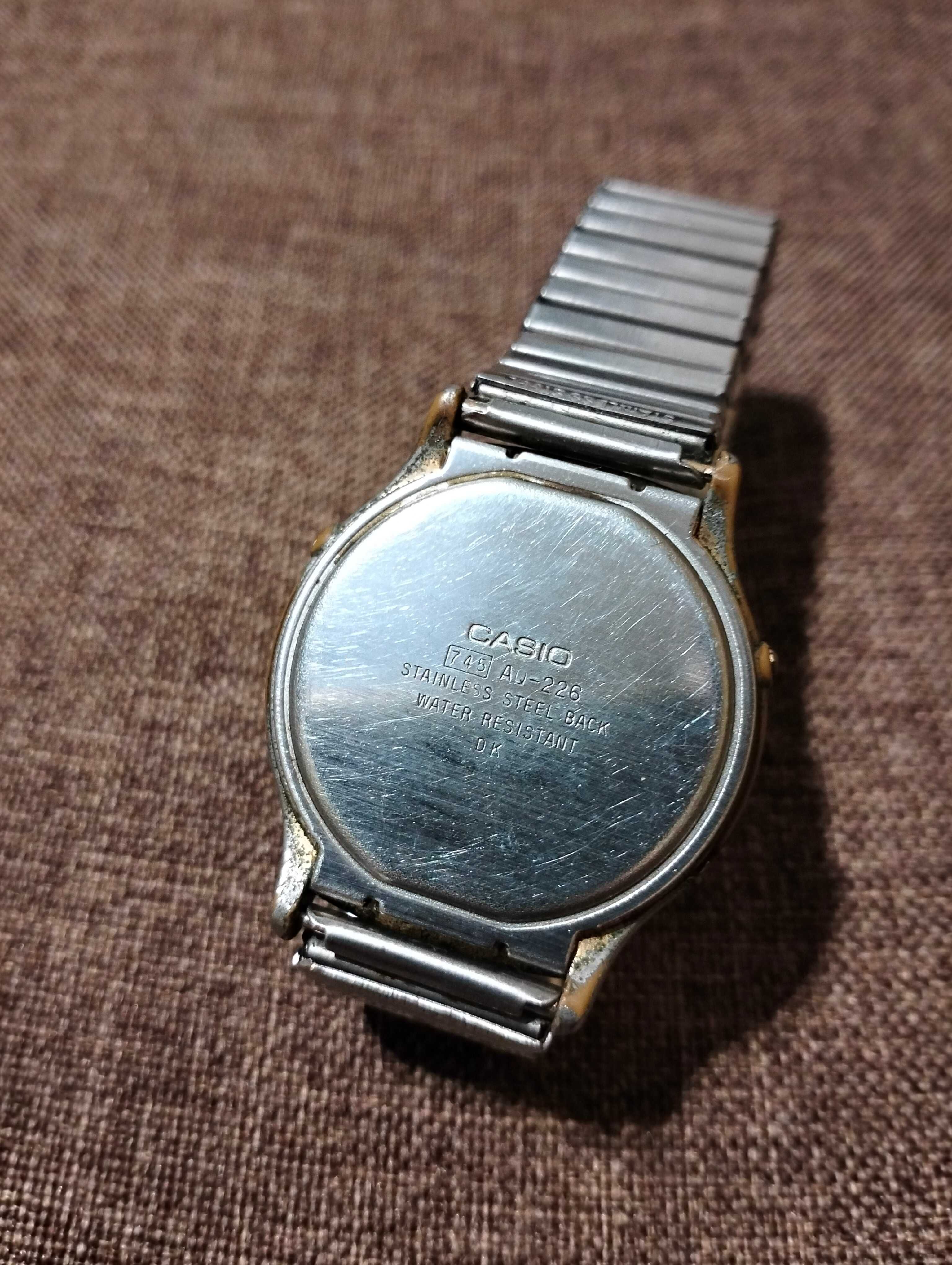 Часи годинник часы Casio