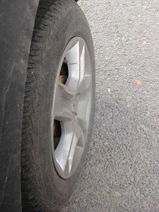 Продам шини зимові 205/60/16 96Т