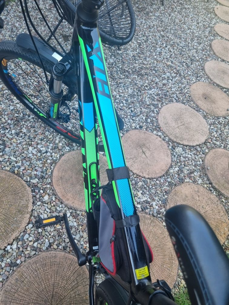 Rower GIANT ATX, kola 27,5  cala. Super stan.