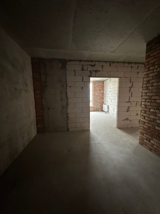 Продам 2-кімнатну квартиру в ЖК Крона Парк-2, будинок зданий