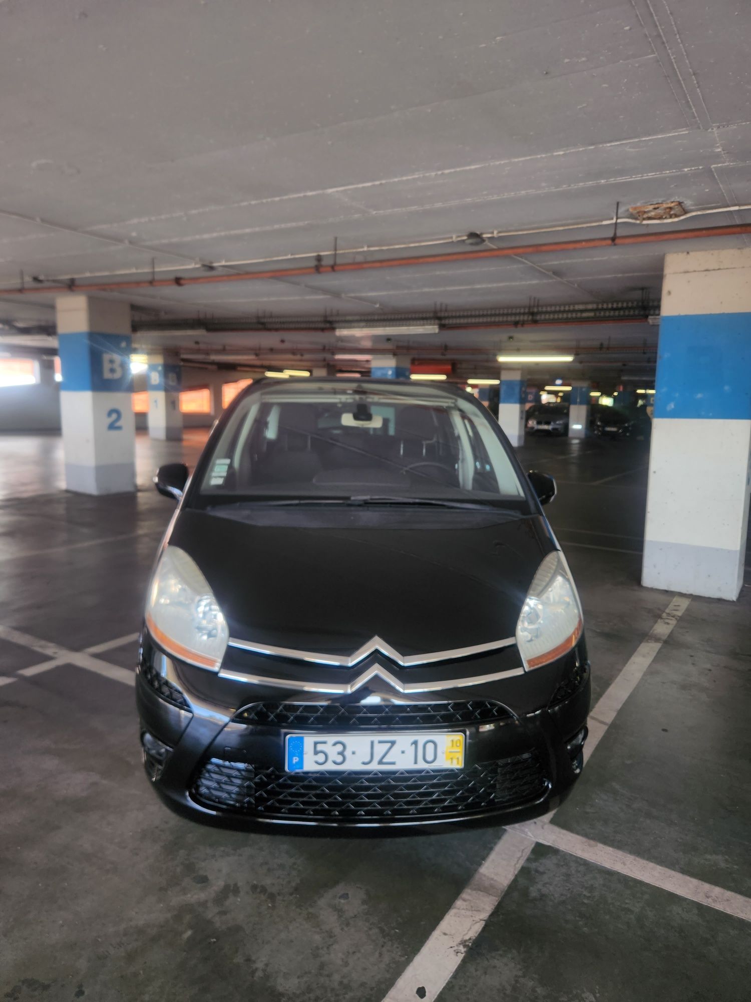 C4 Picasso ano 2010 só 200.000 km automática como nova Aceito retoma