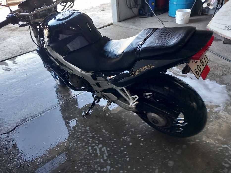 Honda vfr750 Rc36