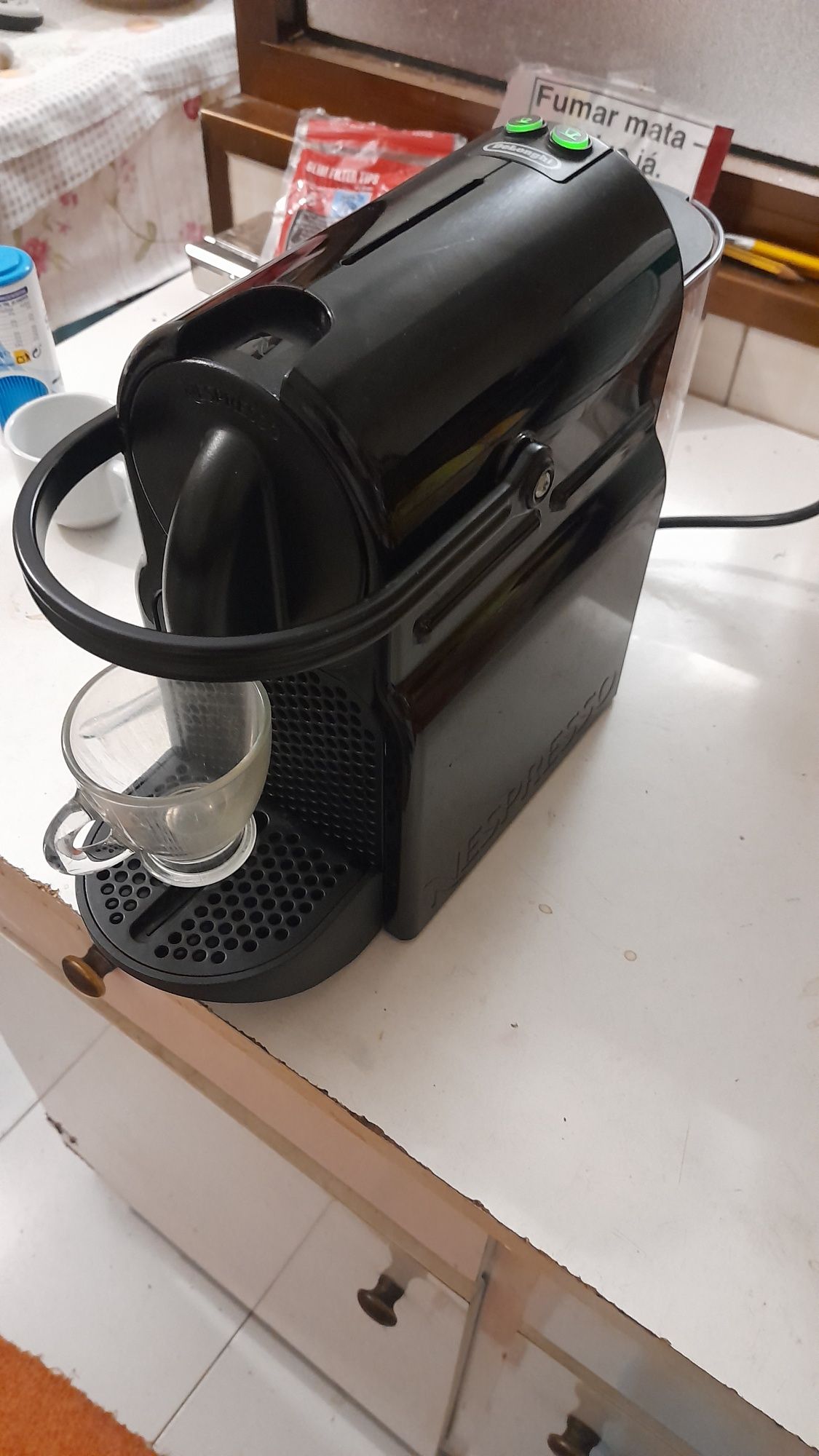 Vendo maquina de cafe inissia n 80