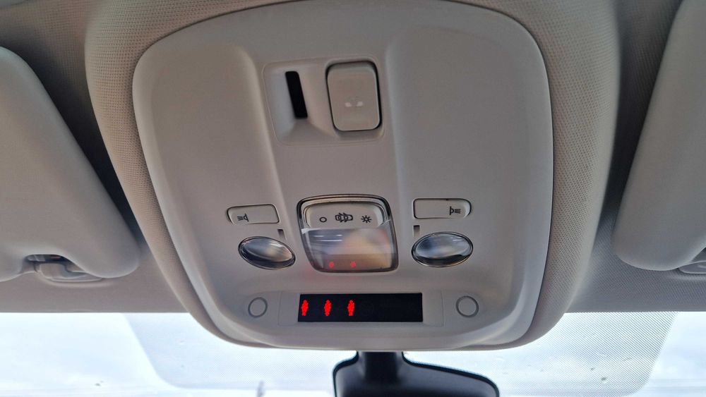 автомобіль Peugeot 308 1.6 BlueHDi