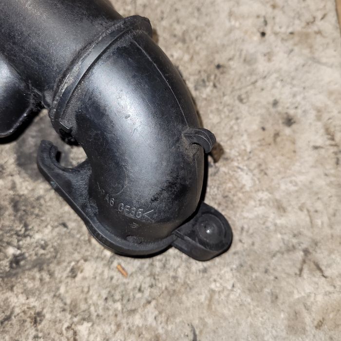 Rura dolot rezonator powietrza ford focus mk2 c-max 1.6TDCI 2004r