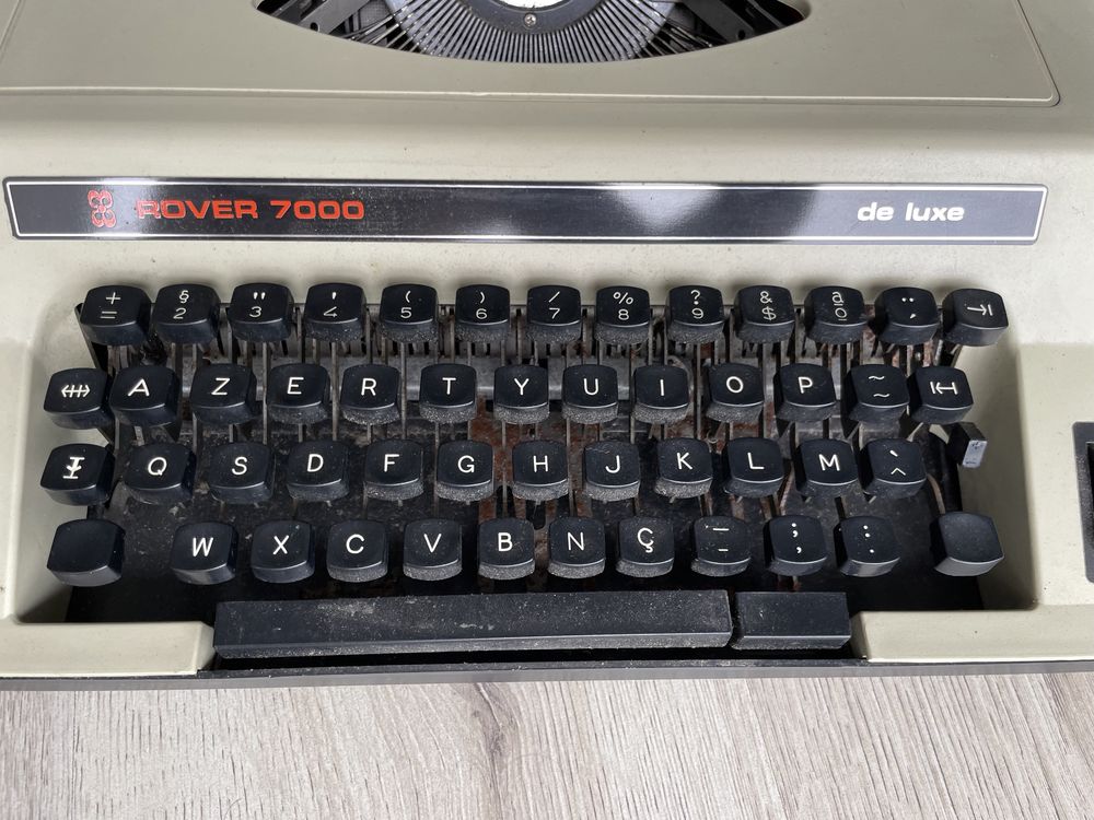 Máquina de escrever Rover 7000 de luxe