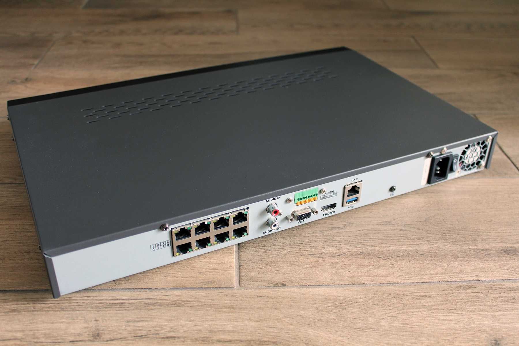 Видеорегистратор Hikvision DS-7608NI-E2/8P • 8 POE портов •