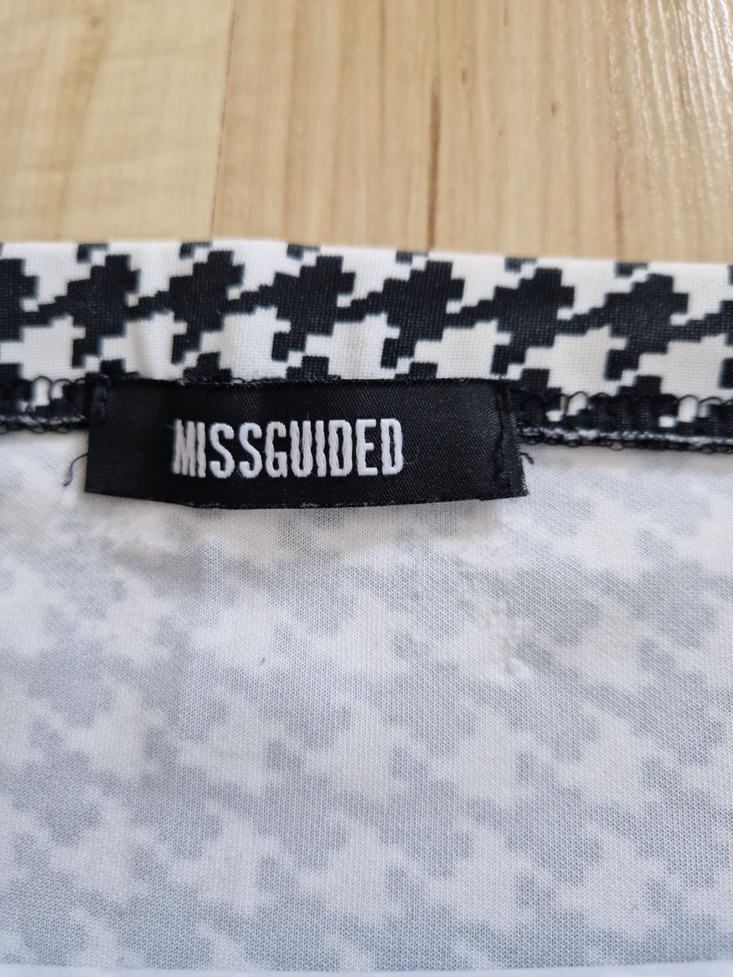 Spódnica mini roz.38 Missguided