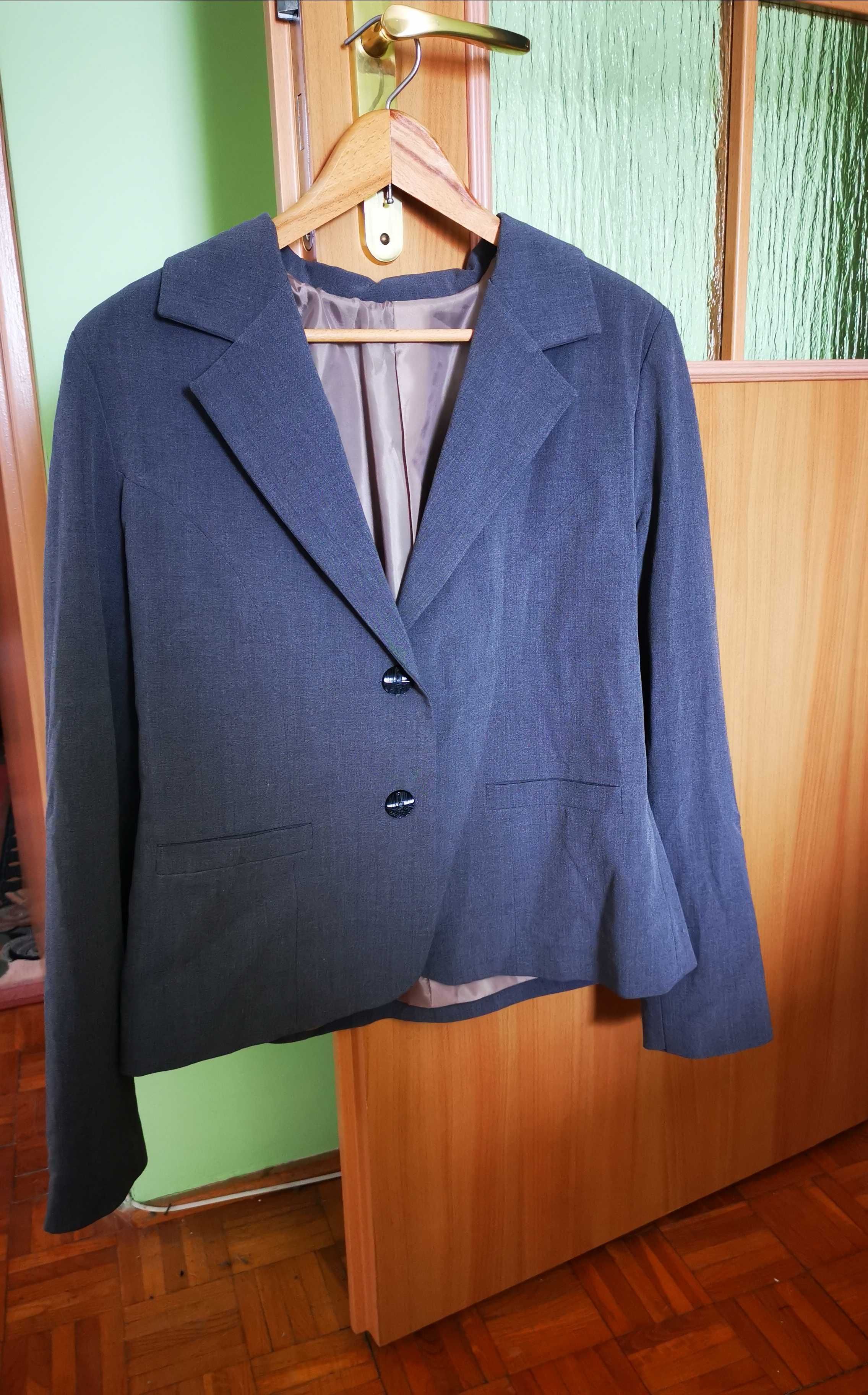 Elegancki szary damski garnitur rozmiar 42/44