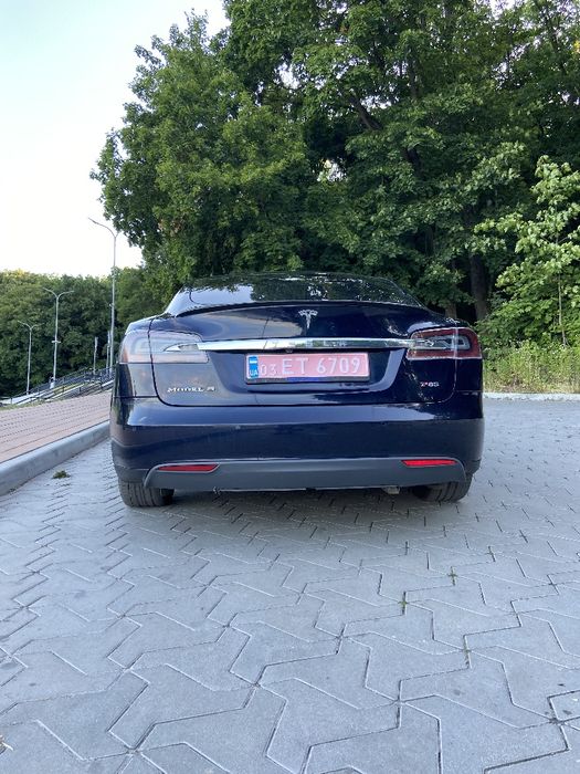 Tesla Model S P85 417к.с 85 КВт. Розмитненна!