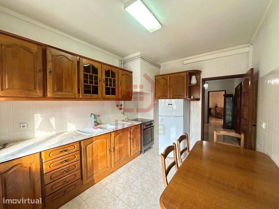 Apartamento T1 Mobilado no Centro de Ourém!