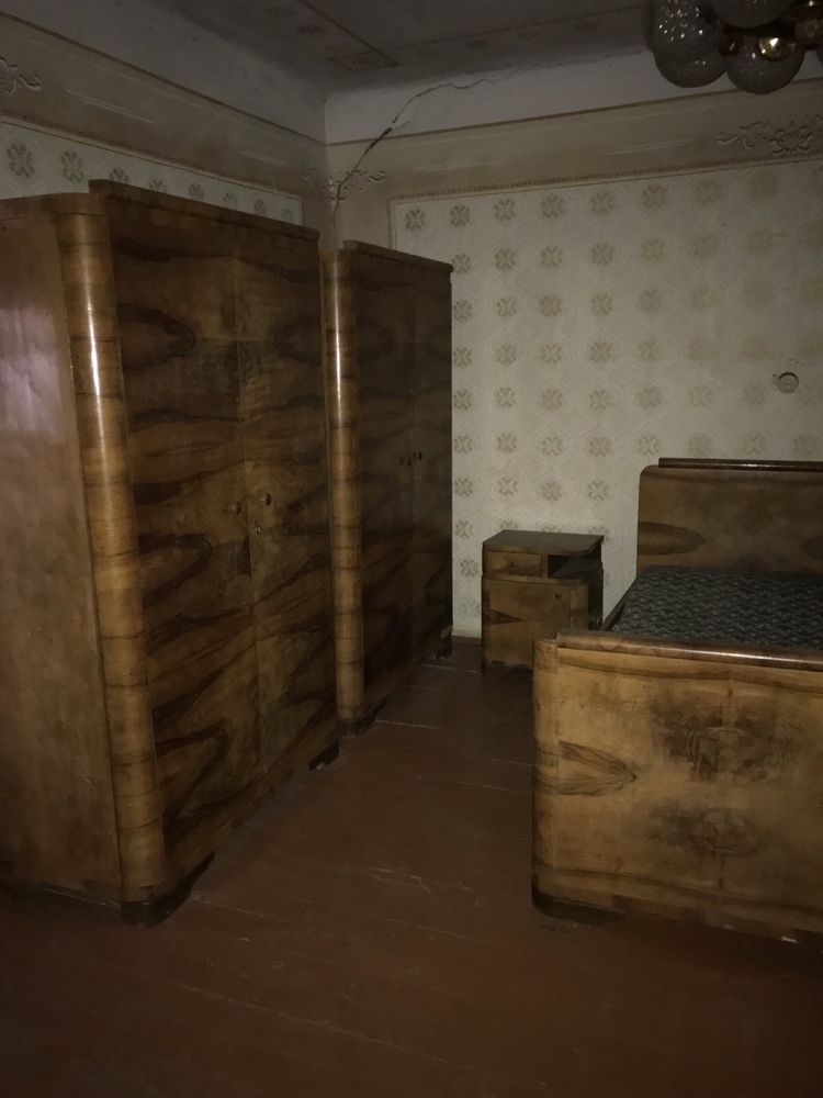 Продам великі шкафи