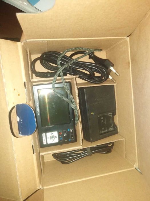 Цифровой фотоаппарат OLYMPUS FE-5010 + к нему