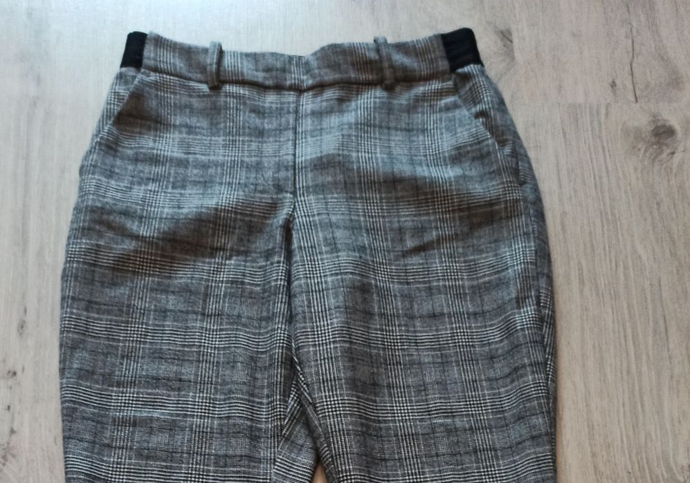 Spodnie w kratkę rozmiar S