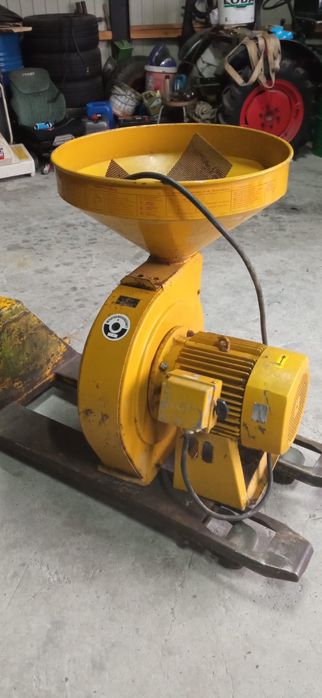 Млин ДКУ 7,5квт з Німеччини