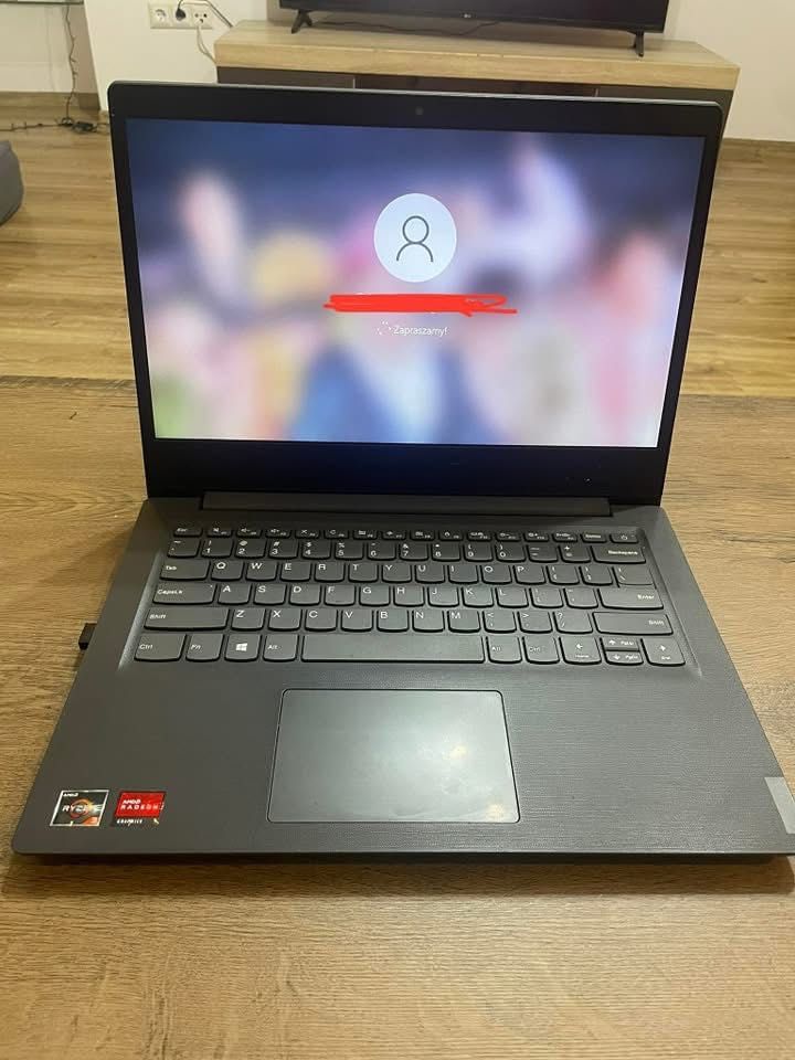 Laptop Lenovo V14-ADA(82C600DMPB) 12GB RAM/ 256GB M.2 PCle/Windows 10
