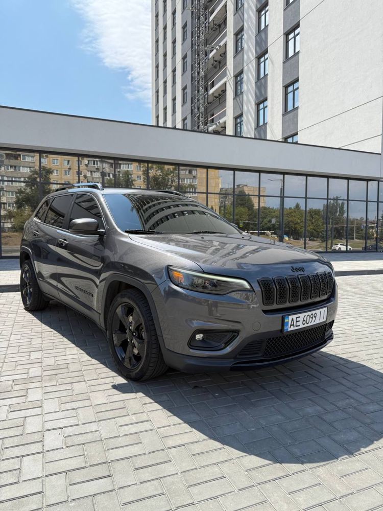 Jeep Cherokee Продам