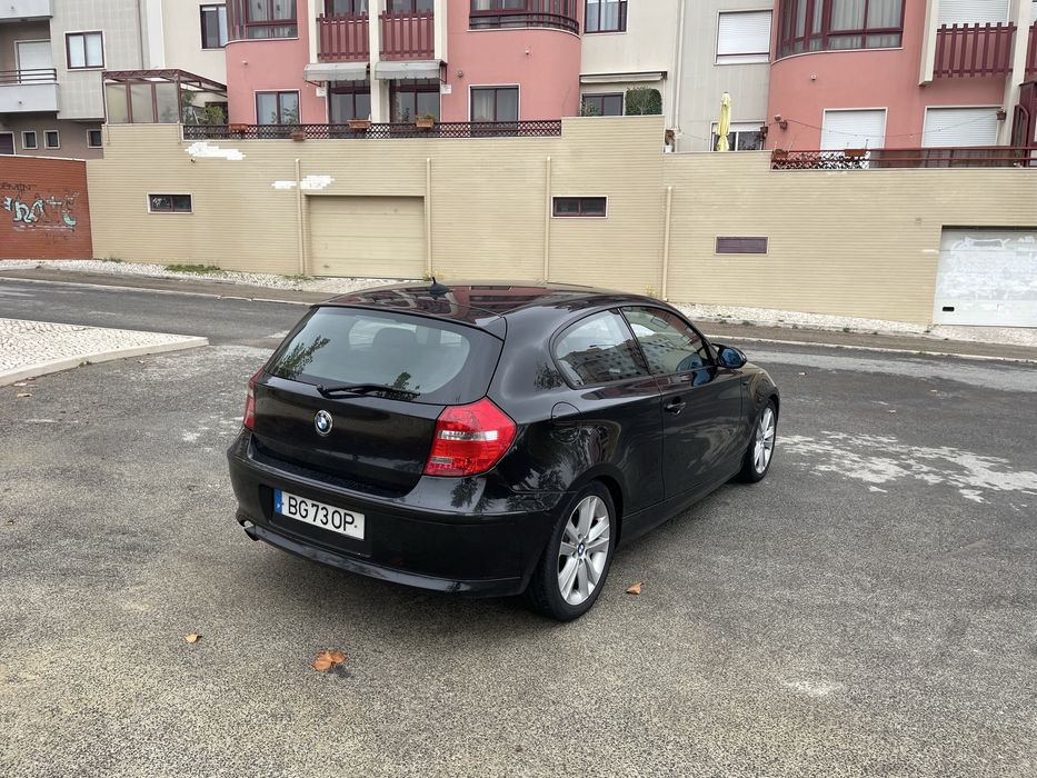 BMW SERIE 1 118d (e81) • 2008 • Preto
