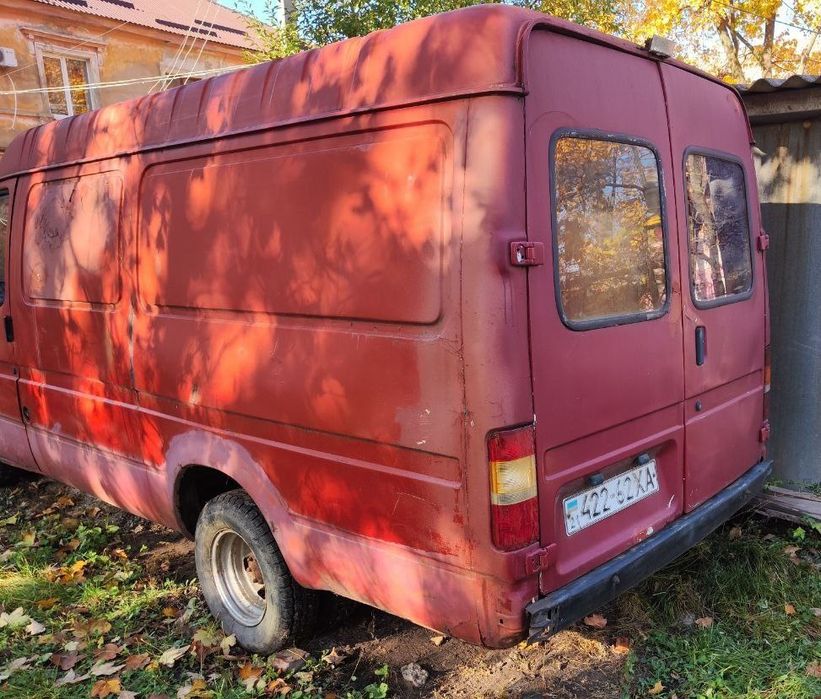 Ford Transit спарка двухтонник грузовой 1989 год 2,0 бензин карбюратор