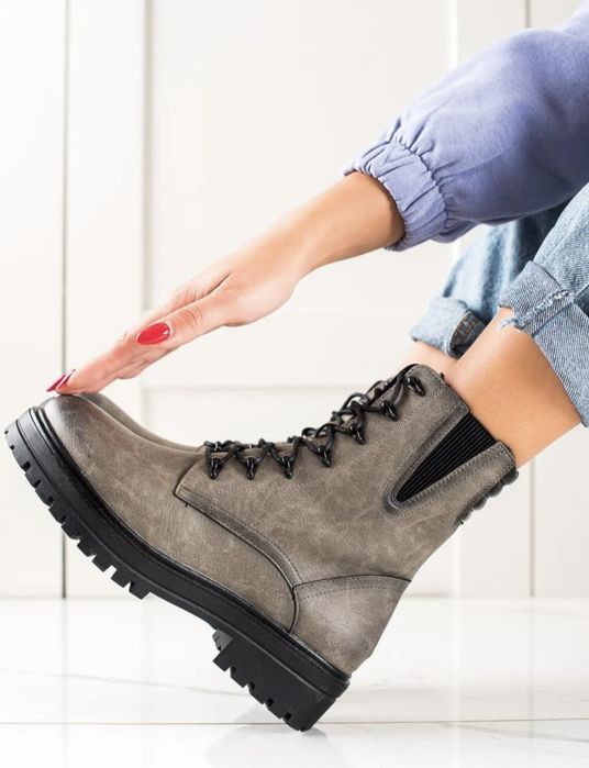 Botki na grubym spodzie roz 38