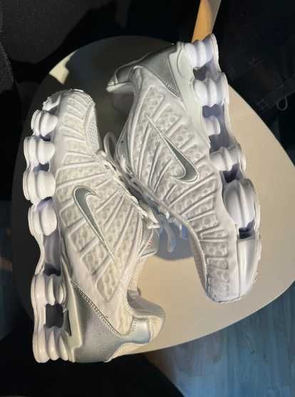 Buty damskie Trampk Nike_Shox_TL_White R. 44