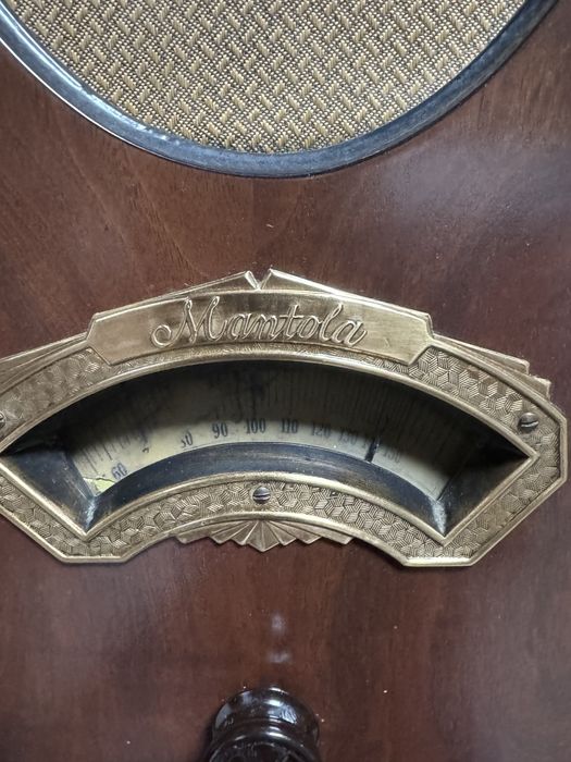 Radio Antigo a válvulas