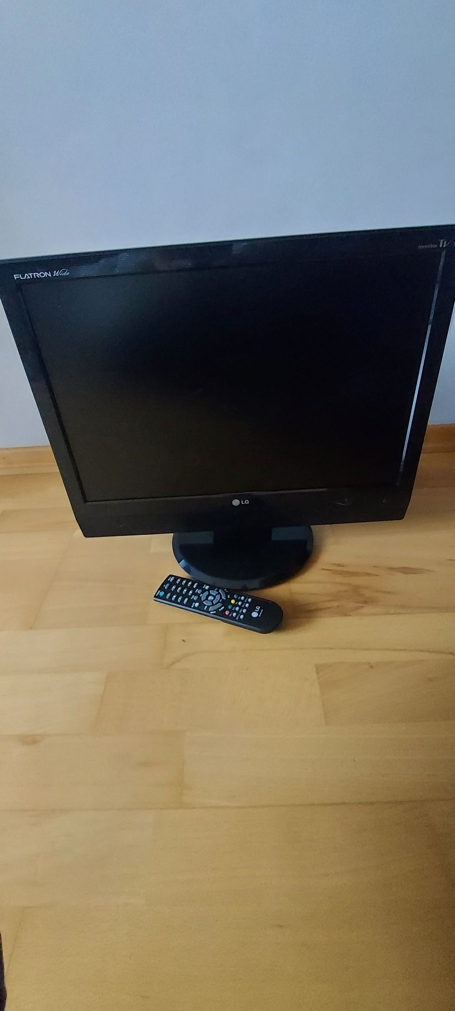 Monitor/telewizor lg m 208 wa-bz