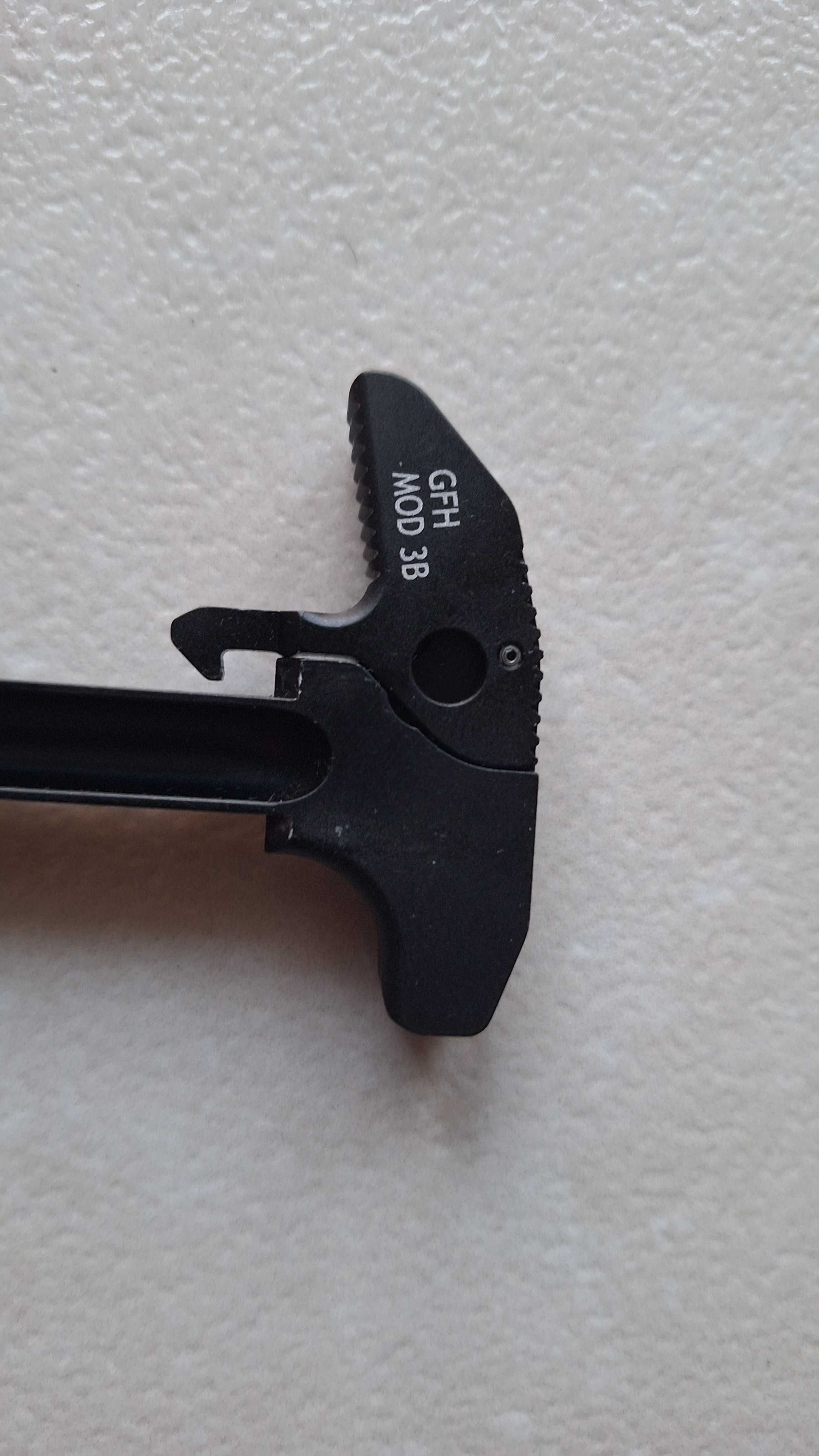 Bcm powiekszona dźwignia przeładowania ar 15 model GFH mod 3 B
