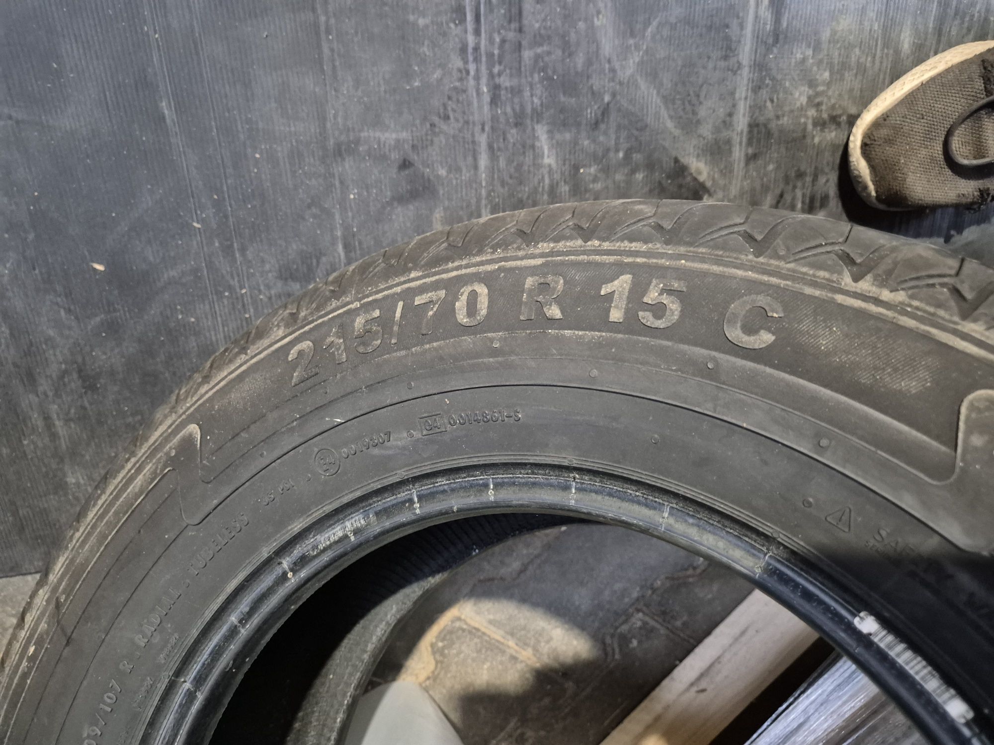 Opony wzmacniane 215/70 R 15C