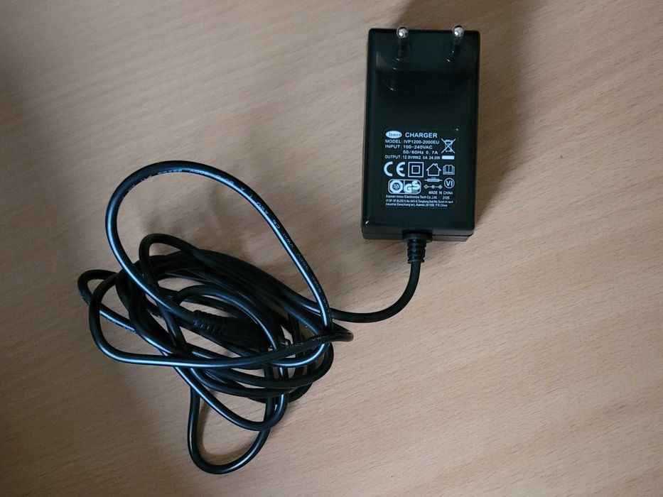 Elektryczny masażer shiatsu z funkcją podgrzewania do karku i pleców