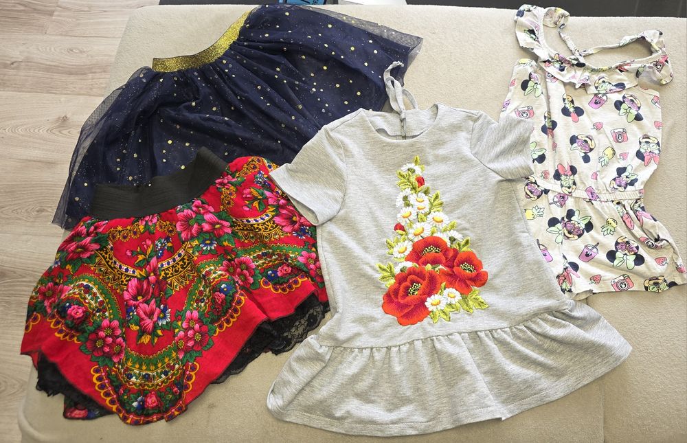 Paka ubrań dla dziewczynki 110cm