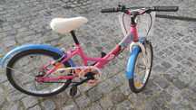Bicicleta de criança - menina 5 a 11 anos
