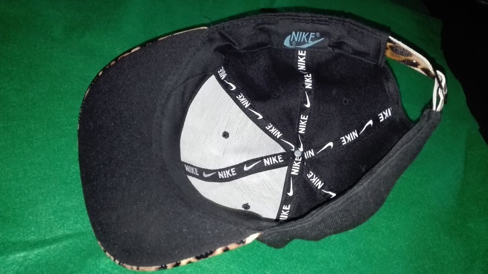 Boné Nike Tiger Preto