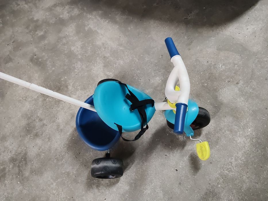 Triciclo de criança