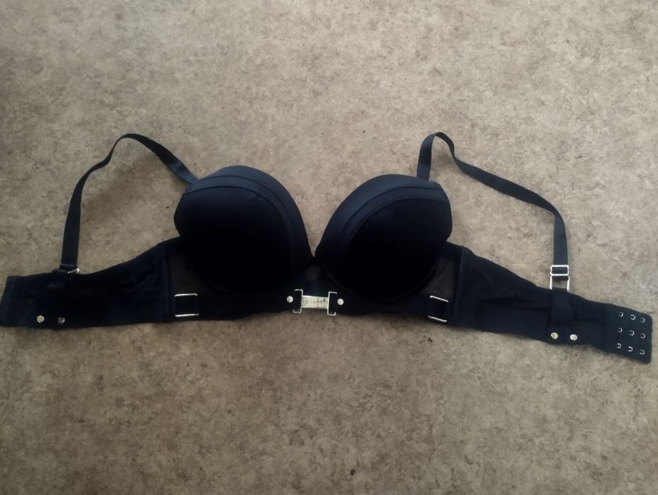 Biustonosz damski używany.