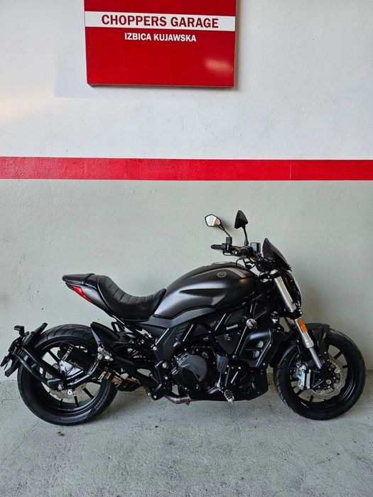 Benelli 502 C Benelli 502c Cruiser jak nowy sprowadzony transport Leo Vince